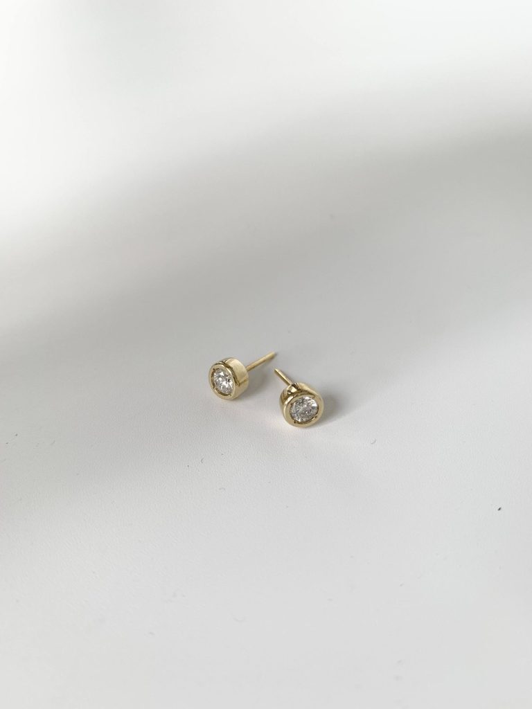 ダイアピアス　リペア前